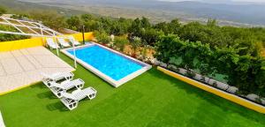 Villa Andy -private yard, swimming pool, panoramic view