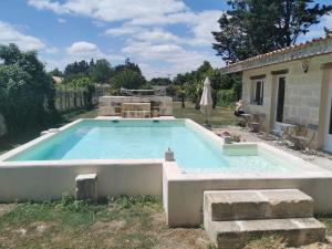 Maisons de vacances Jolie villa avec piscine dans le St emilionnais : photos des chambres