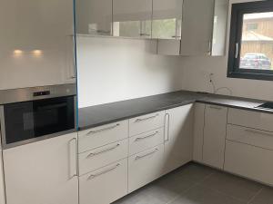 Villas MAISON moderne avec piscine chauffee : photos des chambres