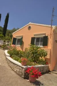 Georgia Apartments & Studios Corfu - Kokkínion