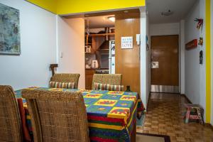 Beautiful and Colorful Apartment in Palermo