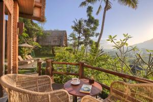 Romantic Barn with Mt. Agung Views