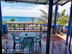 Phòng Gia Đình Nhìn Ra Biển (Family Room with Sea View)