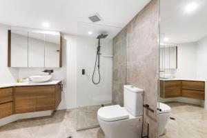 5 Pacific Outlook Ocean View Apartment in Sunshine Beach