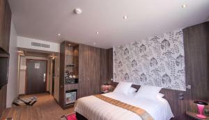 Hotels Best Western Premier Le Patio des Artistes Wellness Jacuzzi : photos des chambres