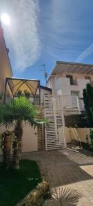 La Piccola Goccia Desenzano-Goccia di lago