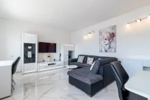 Apartment M&A - Divulje