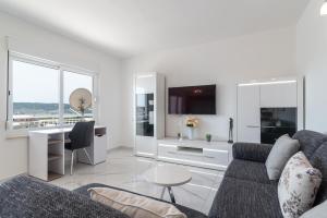 Apartment M&A