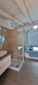 La Piccola Goccia Desenzano-Goccia di lago