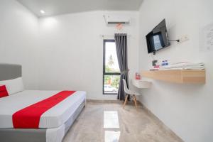 RedDoorz near Tugu Coklat Pesawaran Lampung