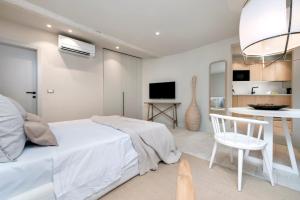 Calnova Suites