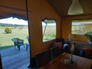 Comfort Safaritent 6 pers en Mini Camping