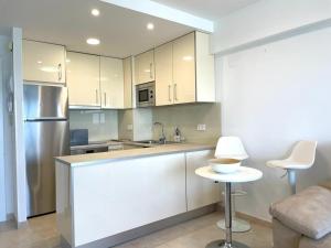 Calpemar 8 Sea View First Line Arenal Beach