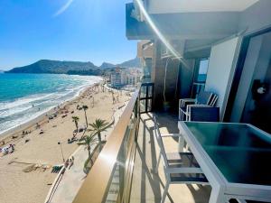 Calpemar 8 Sea View First Line Arenal Beach