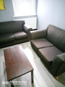 Nuns Moor fully equipped kitchen free parking Netflix