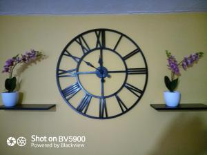 Nuns Moor fully equipped kitchen free parking Netflix