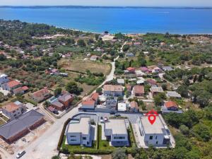New VILLA TIHI OTOK near the beach 