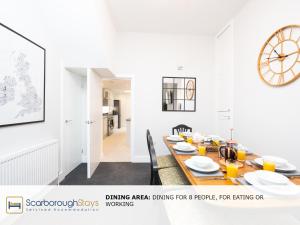 Scarborough Stays - Trafalgar Lodge - 4 bedroomed house - Free Parking