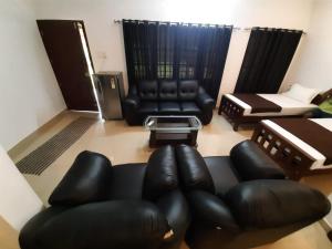 3 Hills Hostel