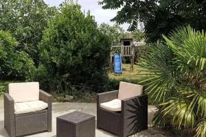 Villa Family Surf sur un terrain arborée et clos, calme et repos - Saint-Hilaire-la-Forêt