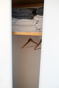 Appartements MAMA with aircon including a parking space at 300 meters : photos des chambres