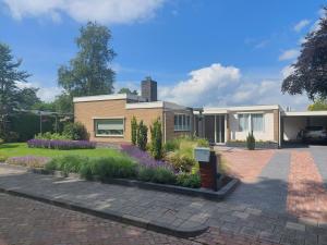 Double Room with Private Bathroom room in Achter de Beukenboom