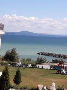 Apartment with see view