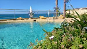 LA PINTA - INCREIBLE Primera linea - Piscina,Services!