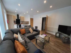 Stylish Jewellery Quarter Apartment Sleeps 6