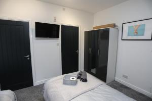 Cheerful 4-bedroom home in Sheffield