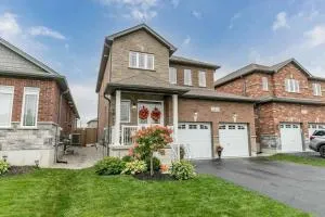 Cozy 3 bedroom home perfect for small gatherings - Midhurst