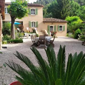 Maisons de vacances Bastide Du Maoupas Gites : photos des chambres