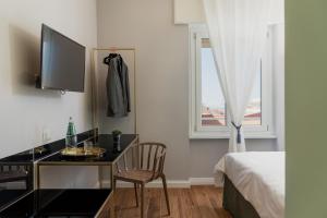 SKYLINE VIEW SUITES-Nue Suites