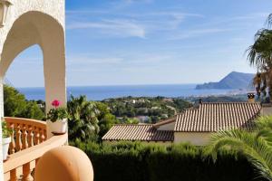 Large chalet with private pool