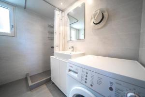 Terra Zeus - Wooden House Beachfront