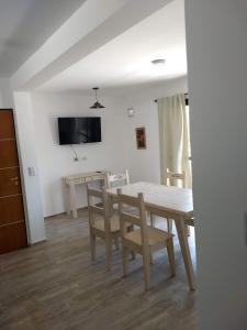 Hermoso departamento con estacionamiento cubierto.