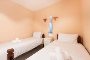 NE1 - Lovely 2 bedroom apartment. Perfect location