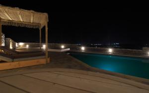Valerias House