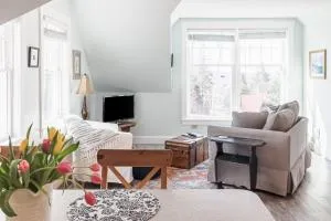 Historic Harrington House Apartment - Trevett