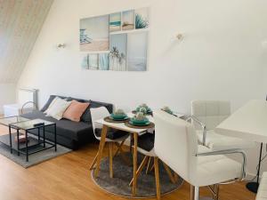 Apartamentos LAMAROSA -ATICO ,Vistas al Mar Cantabrico PARKING