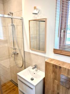 Apartament z ogrodem