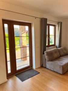 Apartament z ogrodem