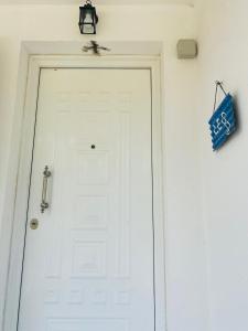 Mikro Amoni Beach Villa