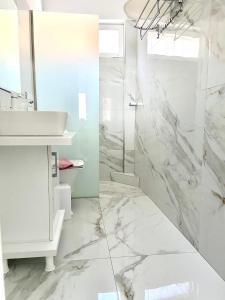 Qeparo Pano Rooms
