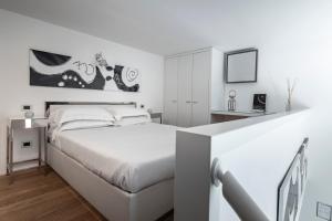 LHP Suite Roma Piazza del Popolo