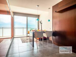 Sun Beach MariPaz, frontal al mar y parking