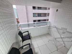 Apto Próximo Praia com 02 Quartos