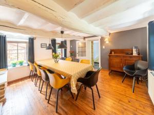 Theux Farmhouse with Garden