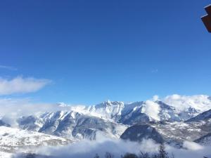 Studio confortable au pied des pistes avec balcon et WIFI gratuit - FR-1-267-217