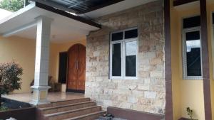 VILLA ACIL DEKAT BNS dan JTP - Obiekty bez kategorii w mieście Tlekung